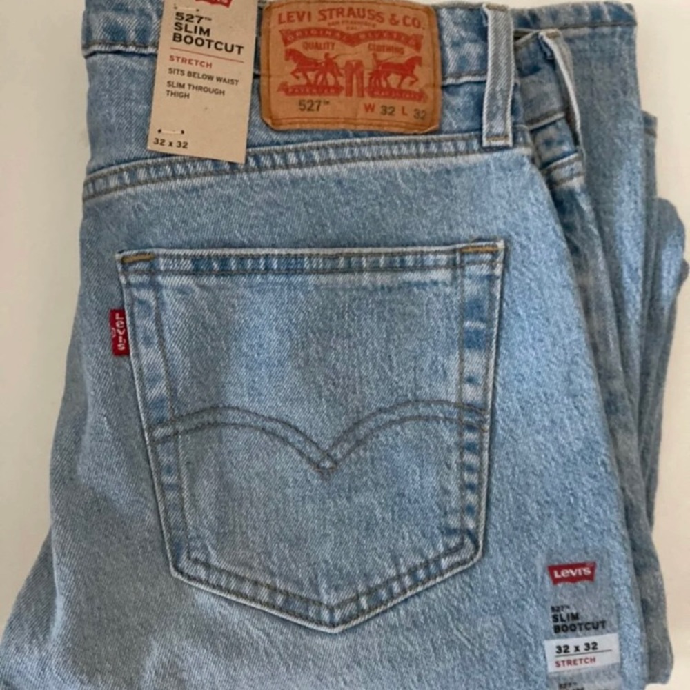 Levi’s 527 slim bootcut.